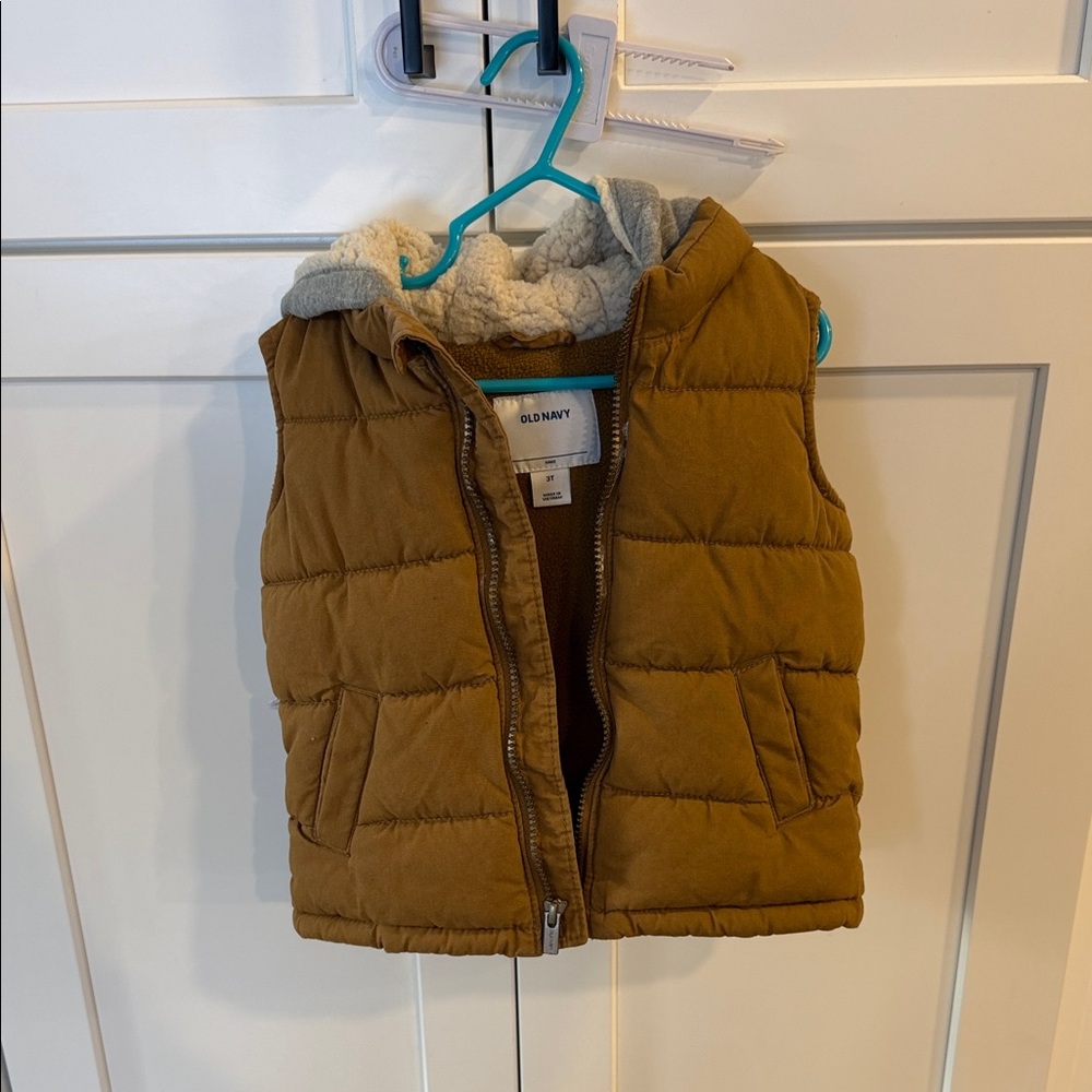 Old Navy Kids Hooded Puffer Vest in Brown with Gray Hood